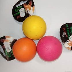 Odolný gumový míček z tvrdé gumy 5cm - různé barvy